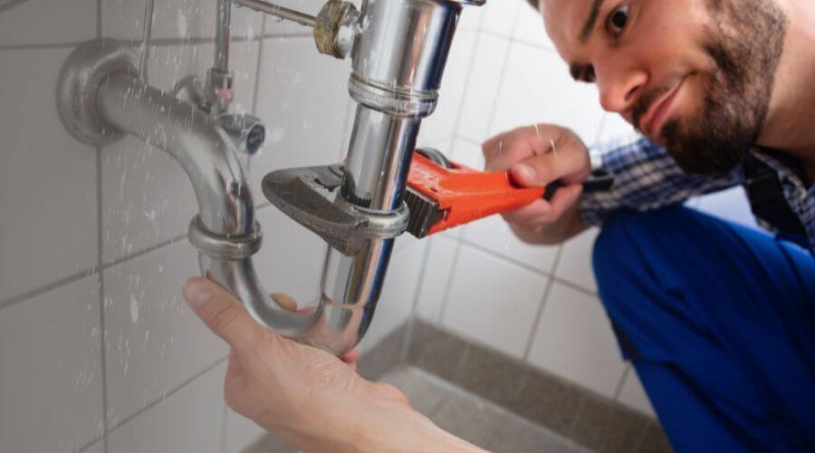 Professional sink repair in De Land, IL